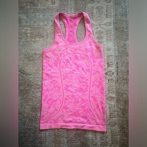 Lululemon Swiftly Tech Tank